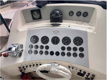Magnum Marine Magnum 40 Sport